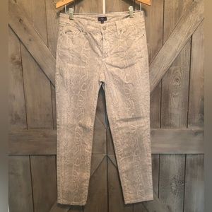 Snake print pale pink and gray jeans Sz 6